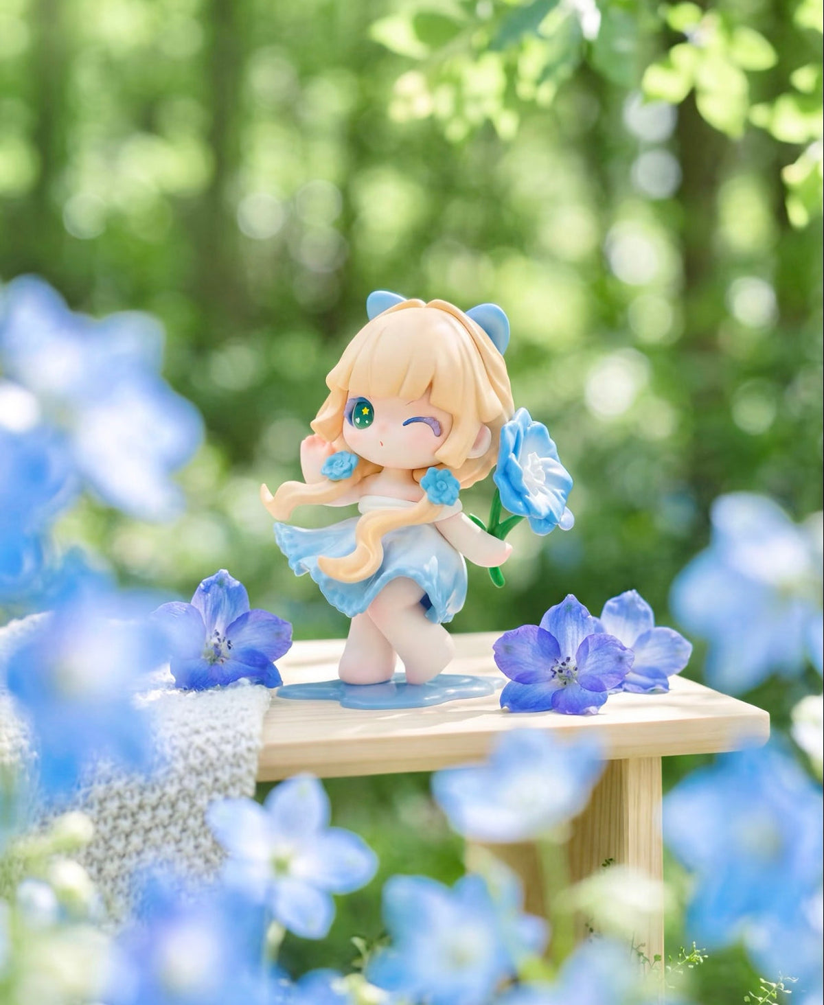 Liita Where Petals Settle Series Figures