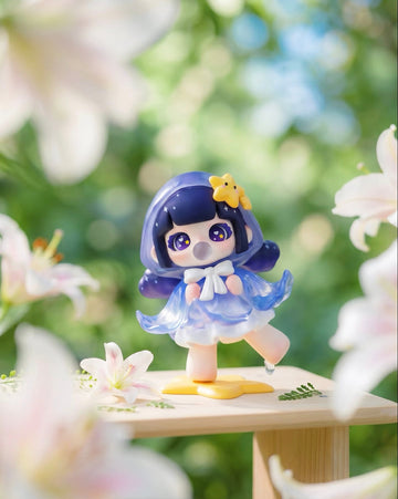 Liita Where Petals Settle Series Figures